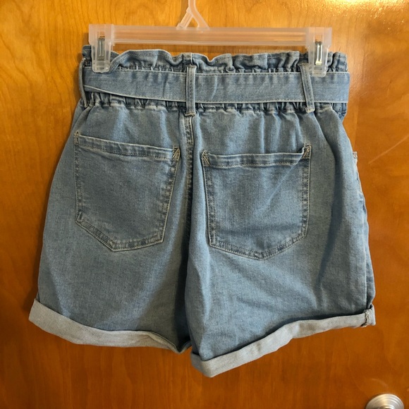 Black Label Shorts - Picture 3 of 4